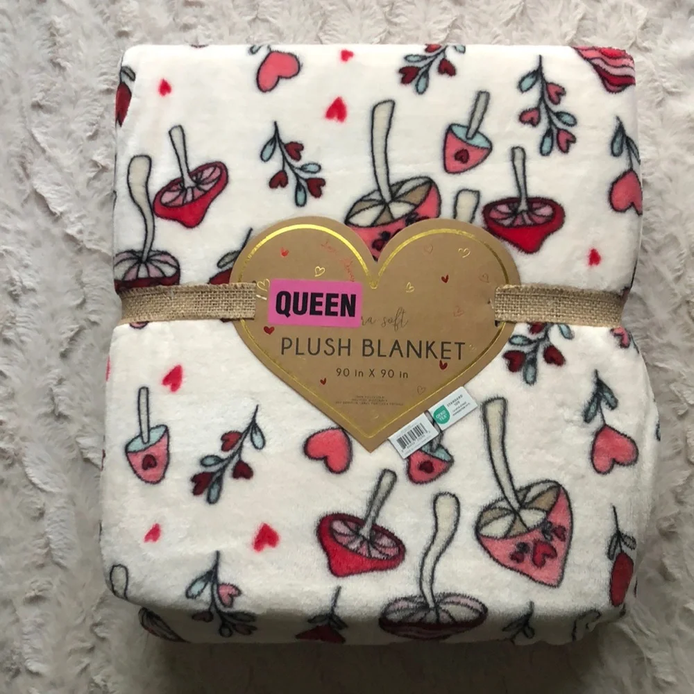 MUSHROOM and HEARTS Plush Queen Blanket